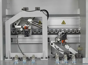 Vertical conveyor unit